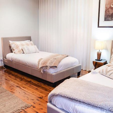 Snooty Fox Bed &Breakfast Acomodação com café da manhã Hazelbrook Exterior foto